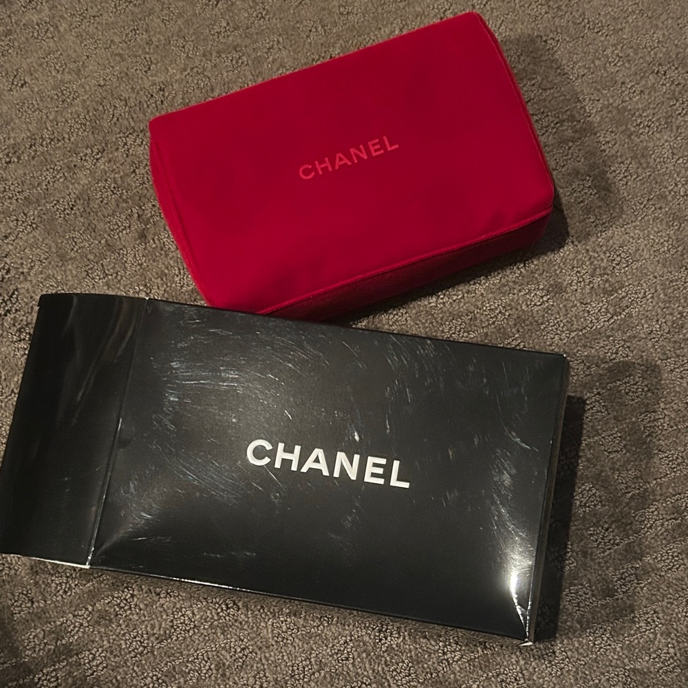 Chanel Scarlet Red Case with Black Box